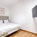 Concorde Saint Honore Apartment 1Br 4P